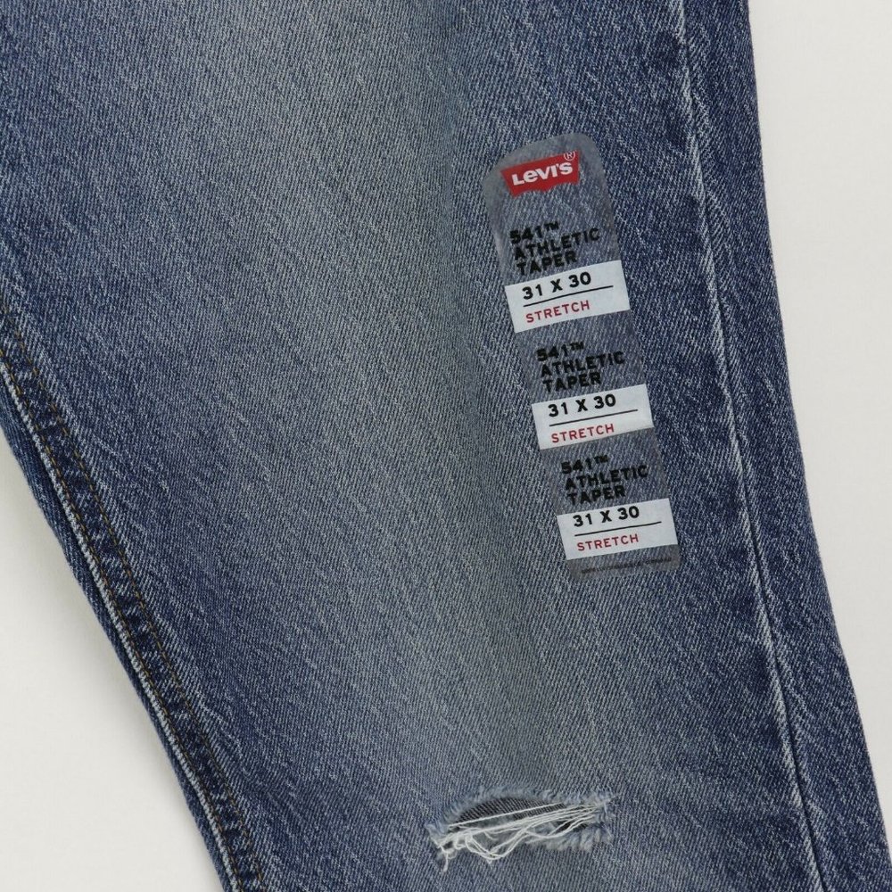 Levi’s Men’s 541™ Athletic Fit Jeans, 31W x 30L - Picture 5 of 10